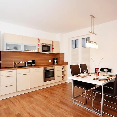Komfort-ferienwohnung Rosa Nr. 6 By Meer-ferienwohnungen Sellin (Rugen)