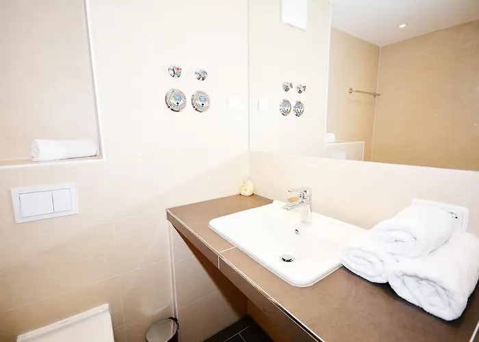 Komfort-ferienwohnung Rosa Nr. 6 By Meer-ferienwohnungen * Sellin (Rugen)