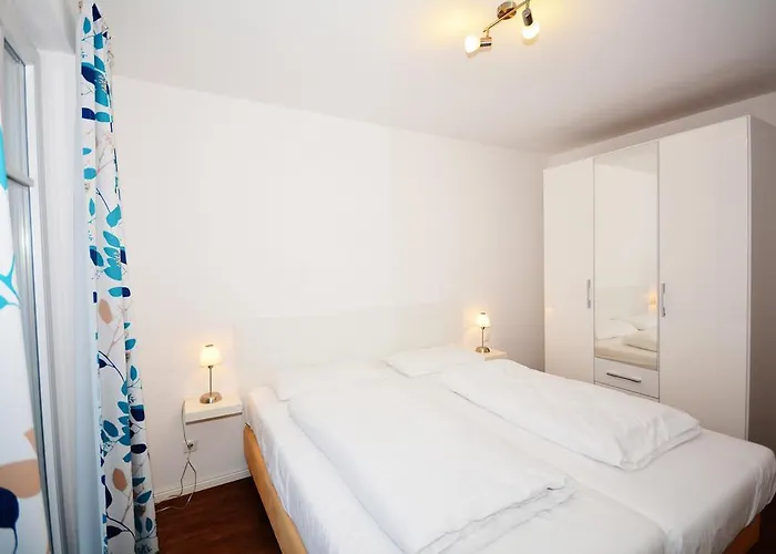 Komfort-ferienwohnung Rosa Nr. 6 By Meer-ferienwohnungen Sellin (Rugen)